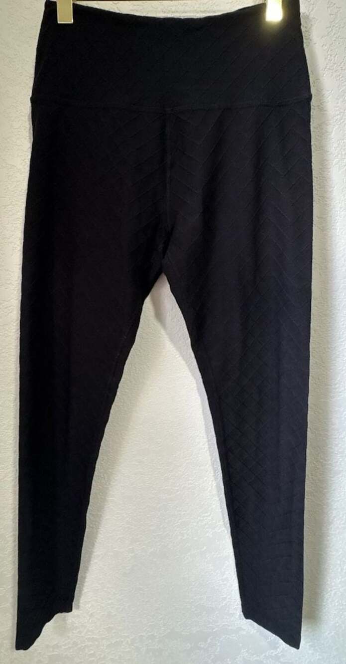 Beyond Yoga Quilted High Rise Leggings Size XL Black